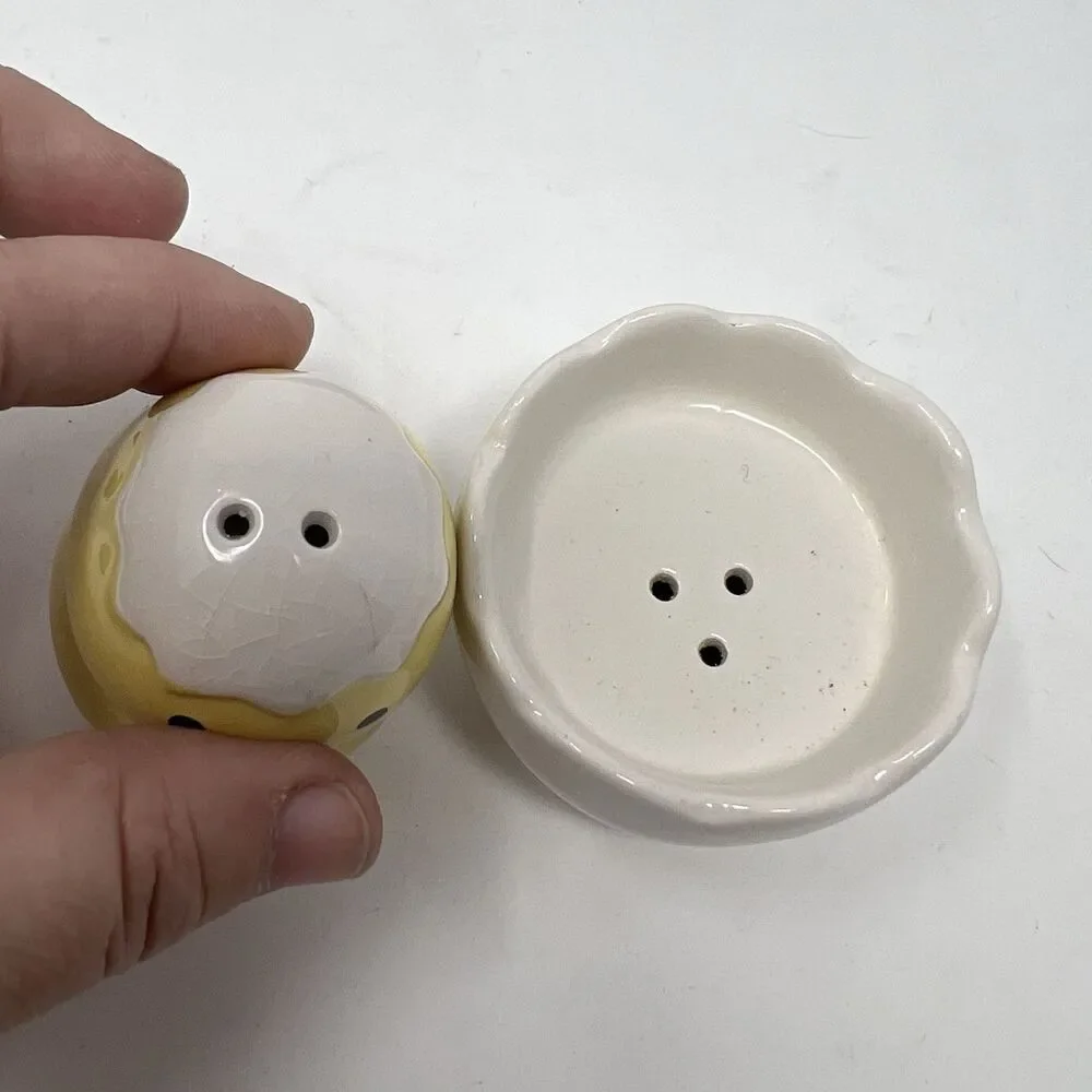 Vintage Pier 1 Chick & Egg Salt & Pepper Shakers Easter Peeps Baby Chick Yellow!